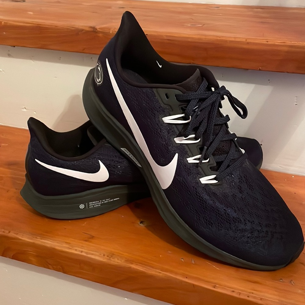 Nike zoom Penn State sneakers